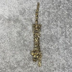 Vintage Estate Brooch Pin Articulated Tiger Gold Black Over The Shoulder Cat